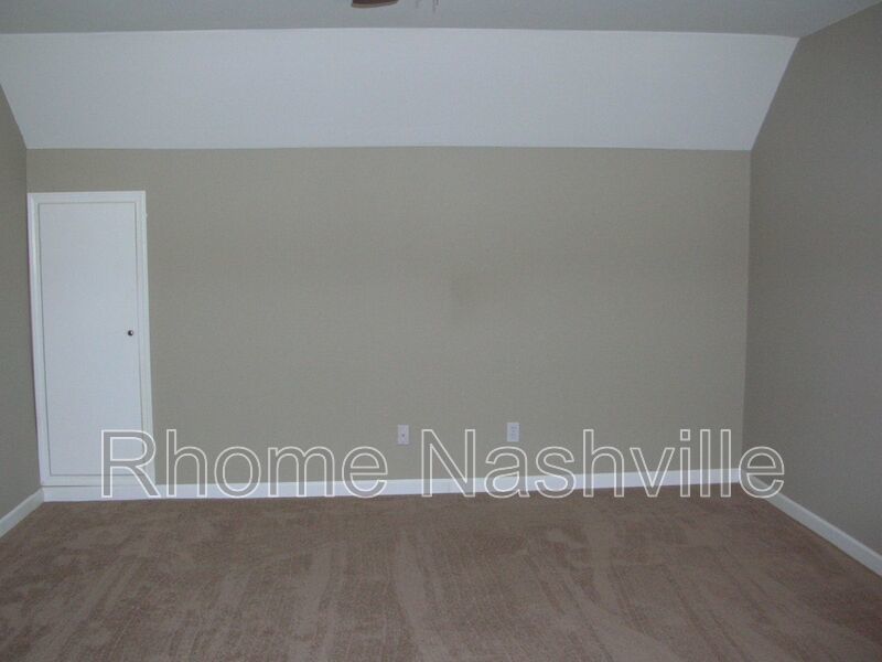 Coming Soon! Great 3bed/2.5bath Home Located in Golfview Estates BONUS ROOM property image
