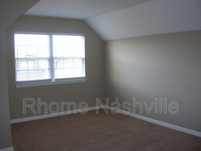Coming Soon! Great 3bed/2.5bath Home Located in Golfview Estates BONUS ROOM property image