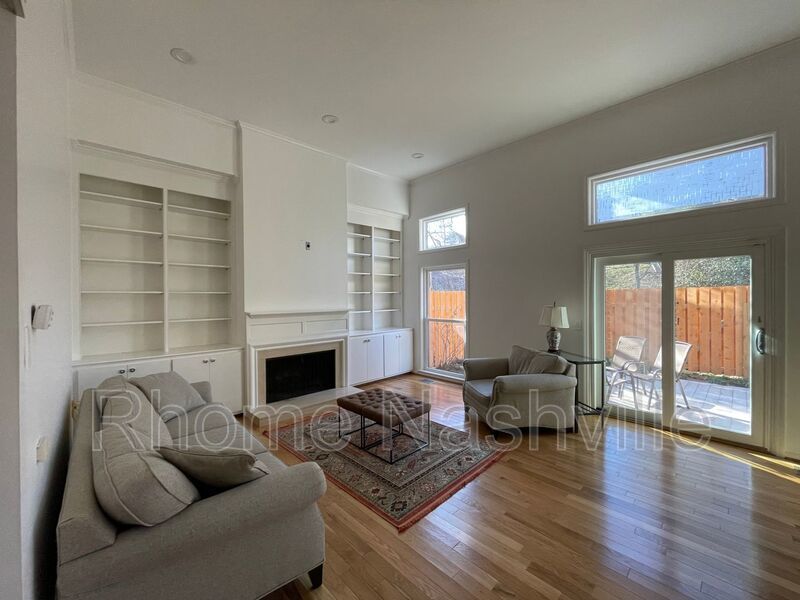 Spectacular West End condo in Richmeade Pl-Mostly Furnished Coming soon! property image