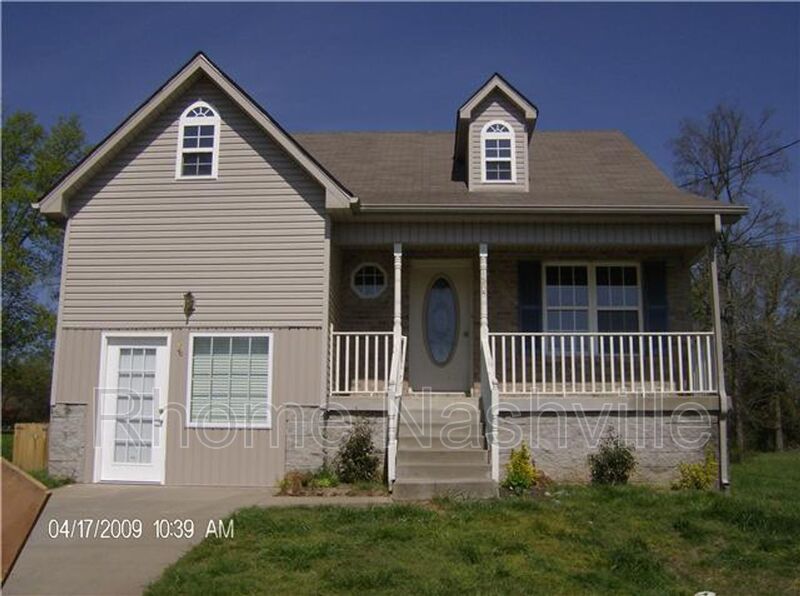 Spacious and newly renovated home in great location! property image