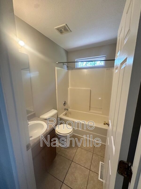 Spacious and newly renovated home in great location! property image