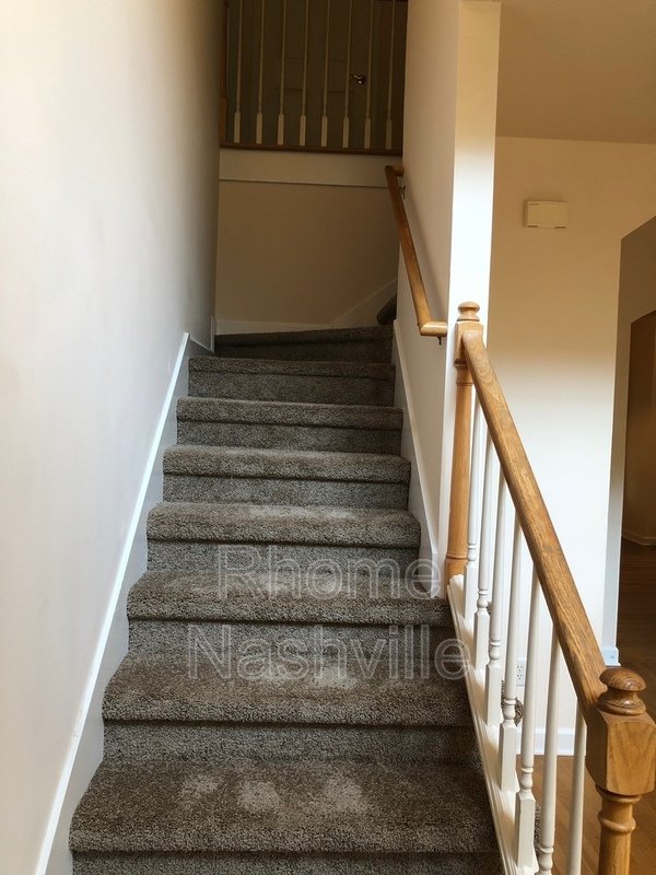 Beautiful and spacious 4 bed 2.5 bath near the lake! property image