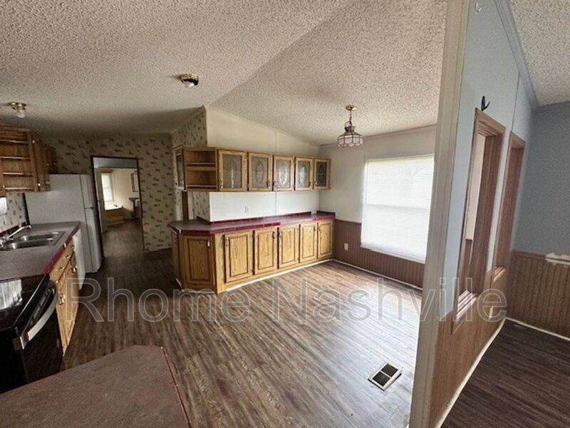 Three bedroom two bath property image