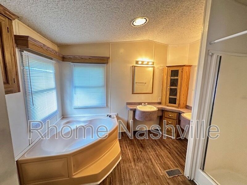 Three bedroom two bath property image
