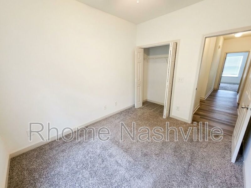 Great 3bed/2 bath Home Located in Golfview Estates BONUS ROOM property image