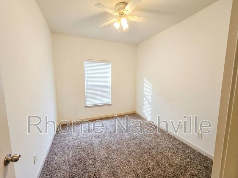 Great 3bed/2 bath Home Located in Golfview Estates BONUS ROOM property image